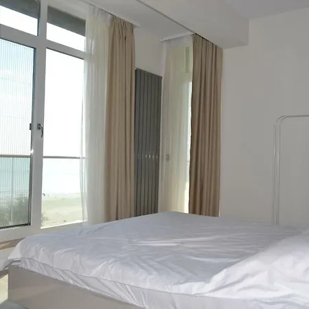Beach Front 2 Bedroom *