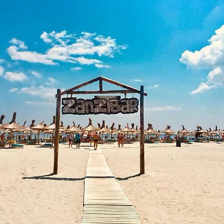 Beach Front 2 Bedroom Mamaia